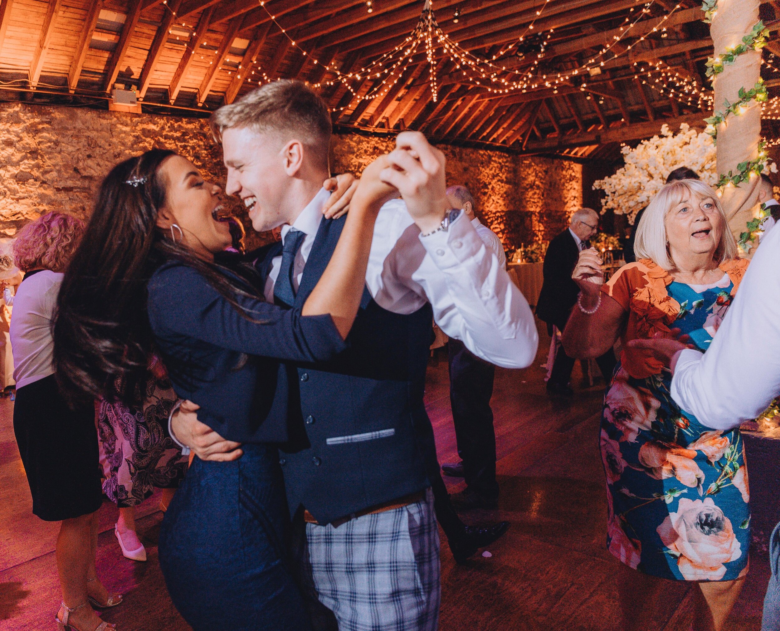 sarah and Bryan dancing_9.jpeg