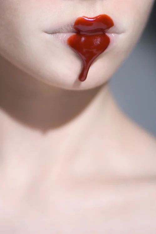  Lipdrip by Ellis Faas What is your relationship with make-up and photography? I always wanted to be a photographer, but when I started, my love for color took over. I was 18 when I decided to be a make-up artist and at 19 years old I left to study with Christian Chauveau in Paris. Today, my two passions are intertwining even if now I only take the odd inspiration shot. In this photo, I concocted a glycerin-based texture in my kitchen to enhance gloss finish. We could never sell this texture, I used it at the Sonia Rykiel show in Paris and we couldn't allow the models to eat or even smile while they were wearing it. Not ideal!