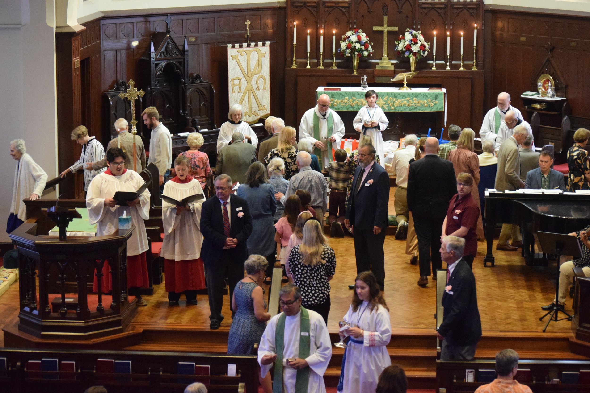 Communion 2.jpg