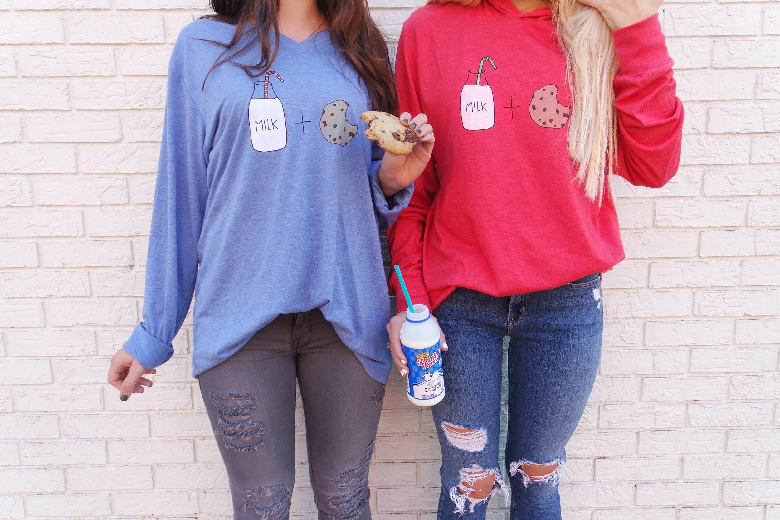 two tees girls.jpg