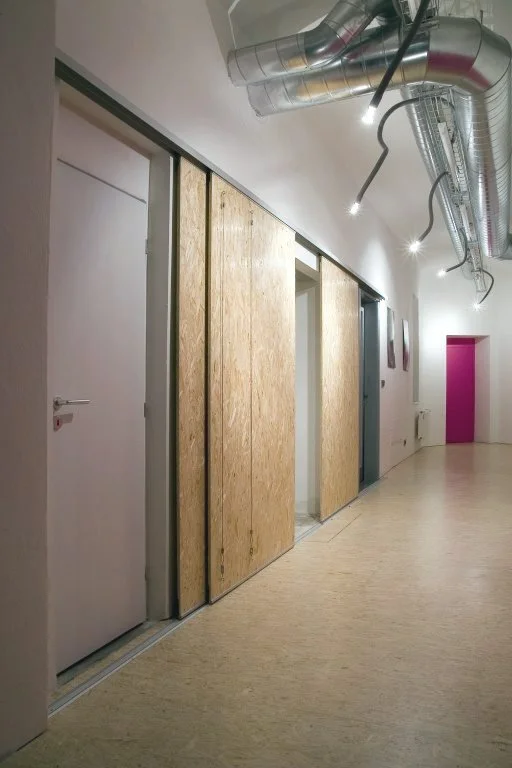  První studio Bikram Yogy na Národní třídě, rekonstrukce, 2006 