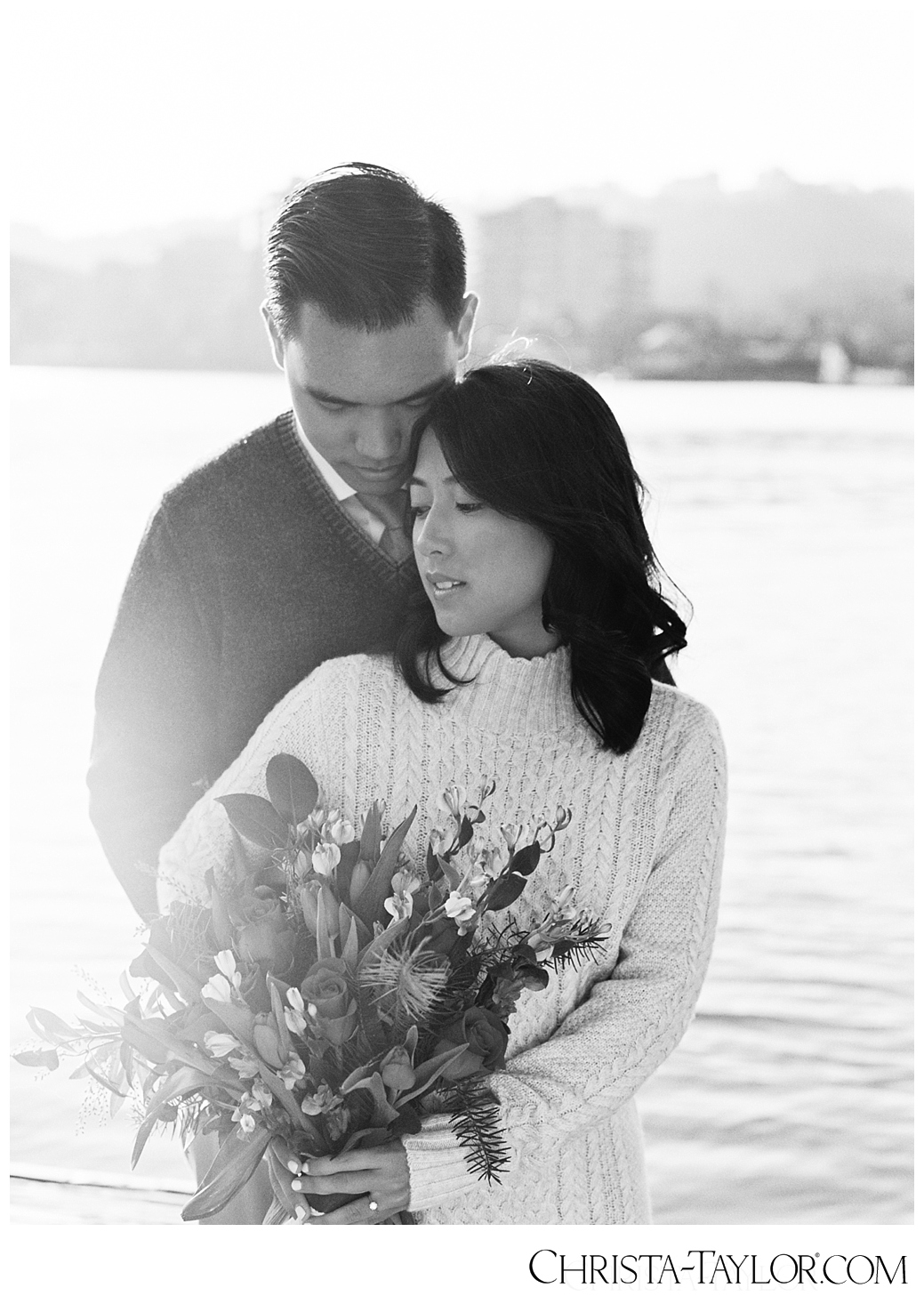 portland waterfront engagement photos_0825.jpg