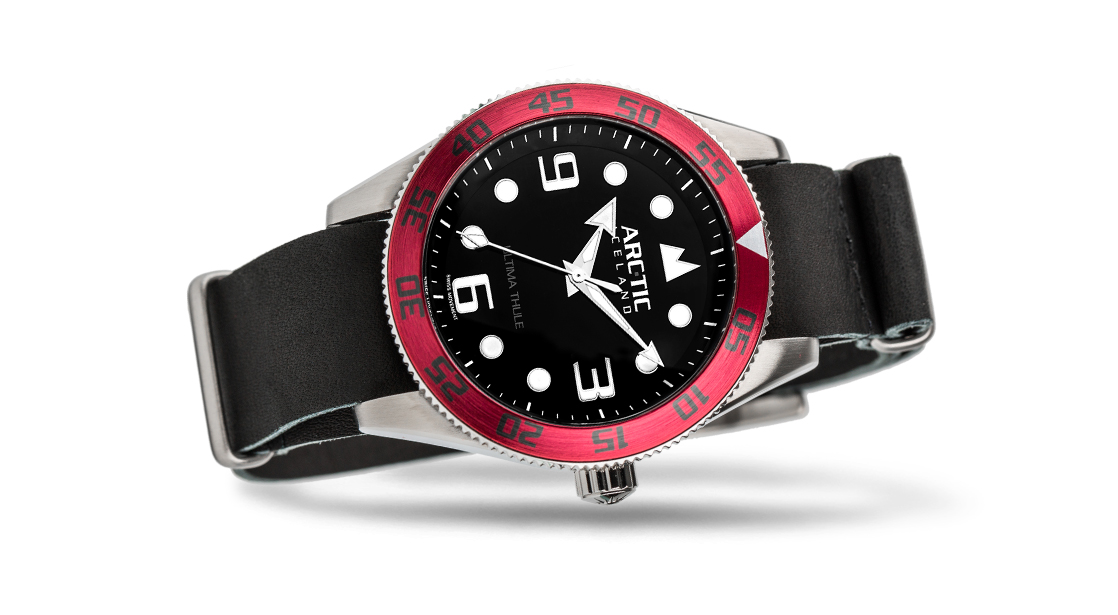 red with leather2.jpg