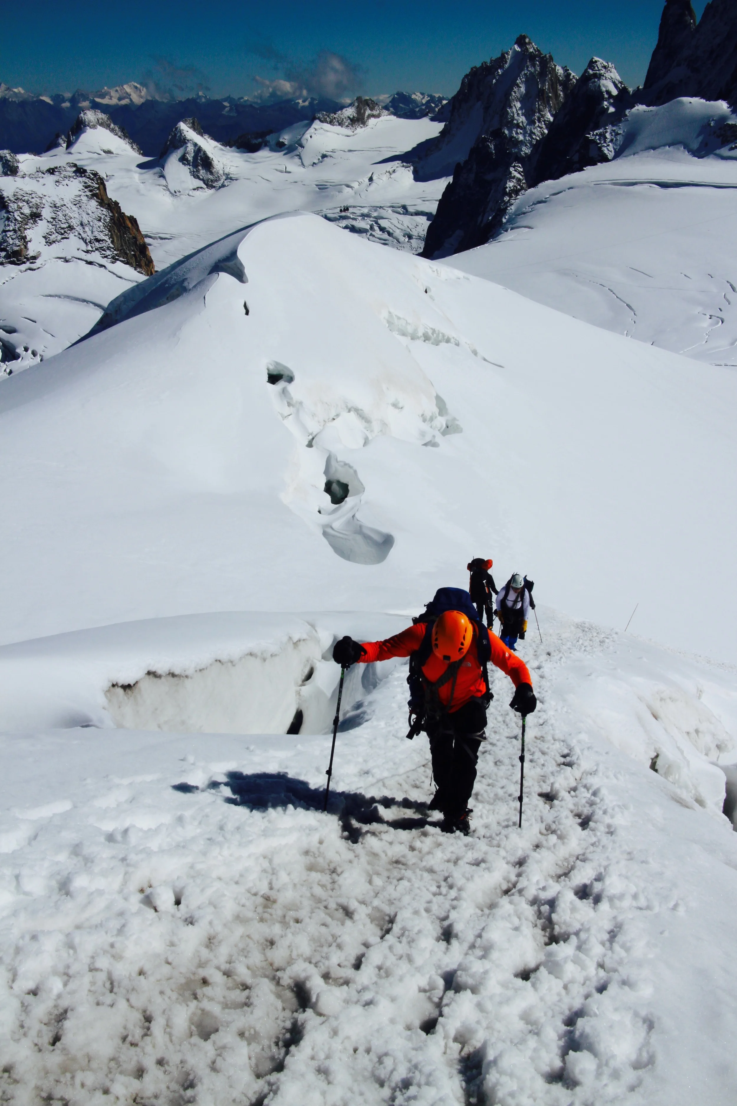  Massif du Mont-Blanc - French Alps/A mountaineer is a stoic who endures pain and hardship without complaint.