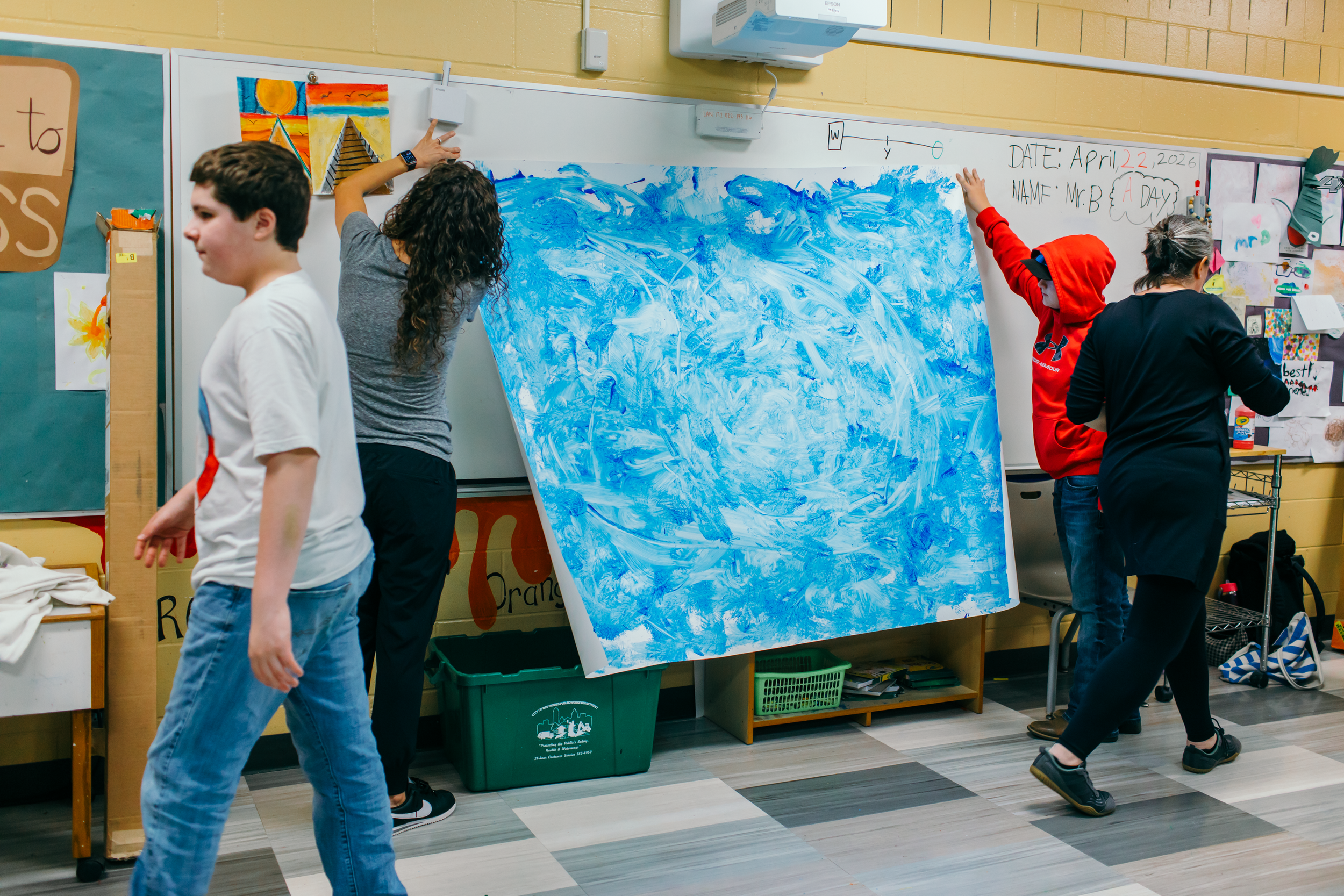 Ballet Des Moines Artist-in-Residence Olivia Valentine and BDM company dancer Megan Boyette, in class with students at Findley Elementary, based on a BDM collaboration with By Degrees Foundation.