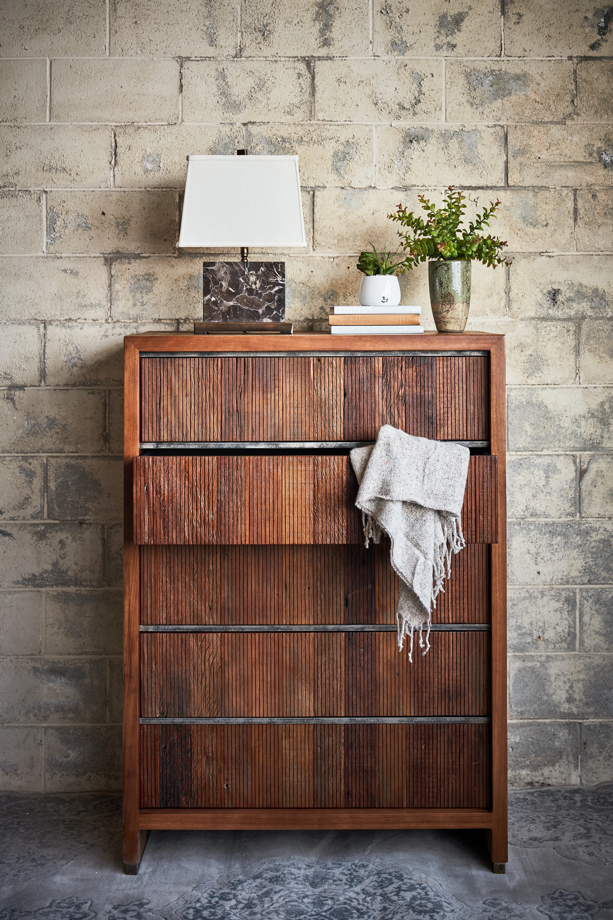 LIFESTYLE 10.25.18_DRESSER_048.JPG