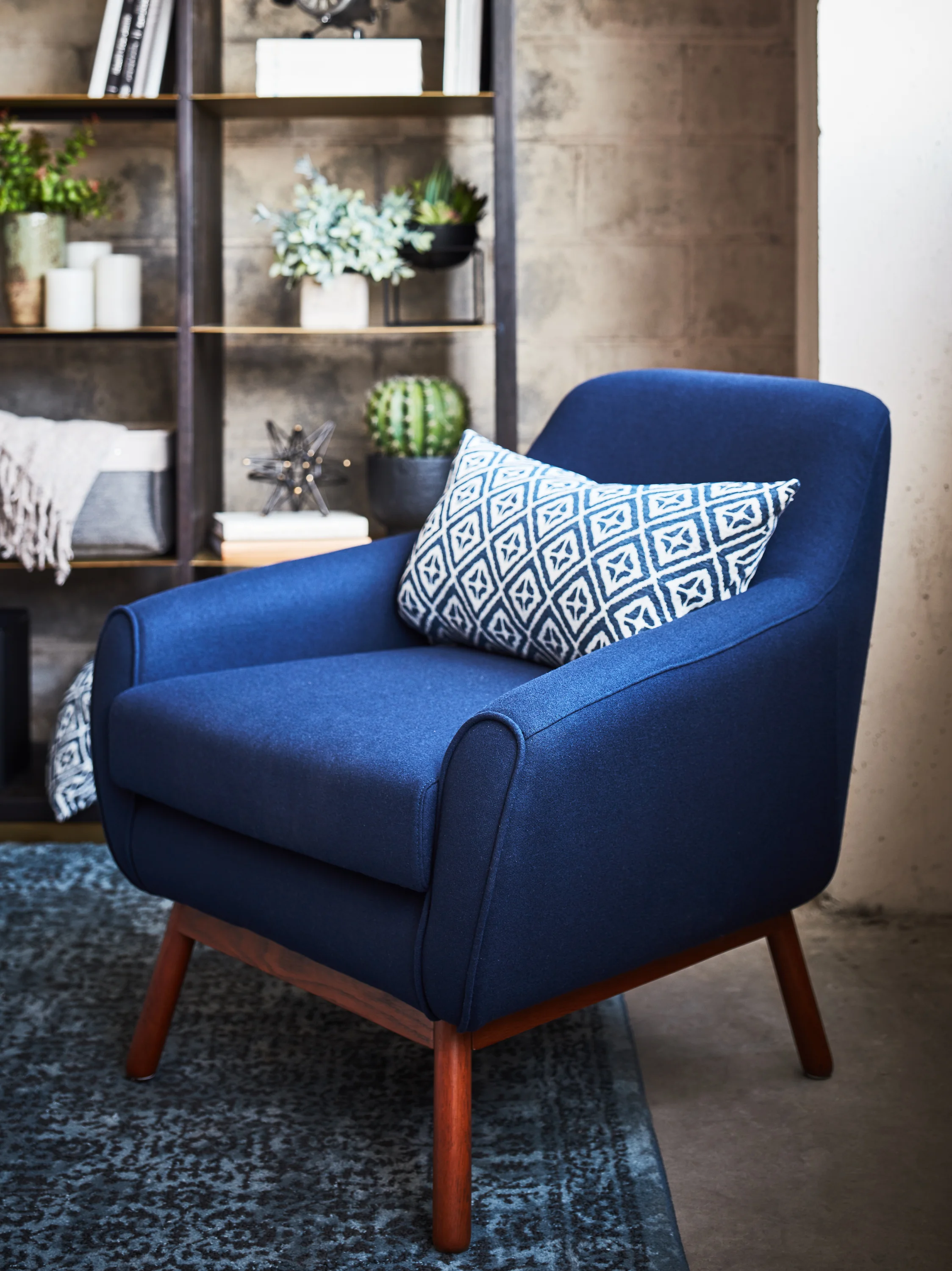 LIFESTYLE 10.25.18_BOOKCASE_044.JPG