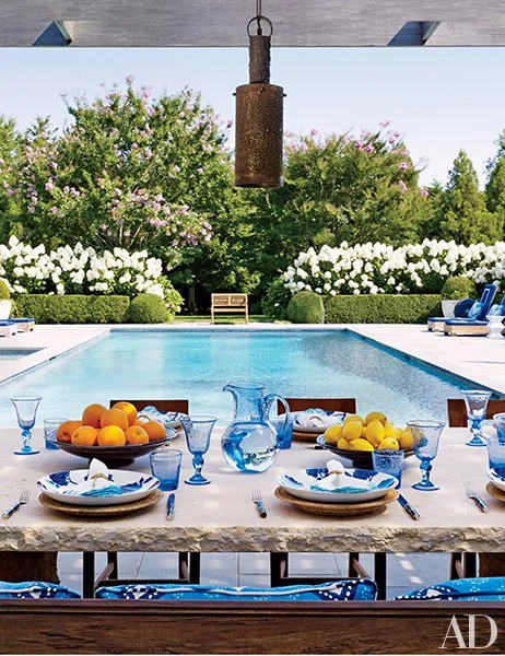 Chic tablescape (image from Architectural Digest )