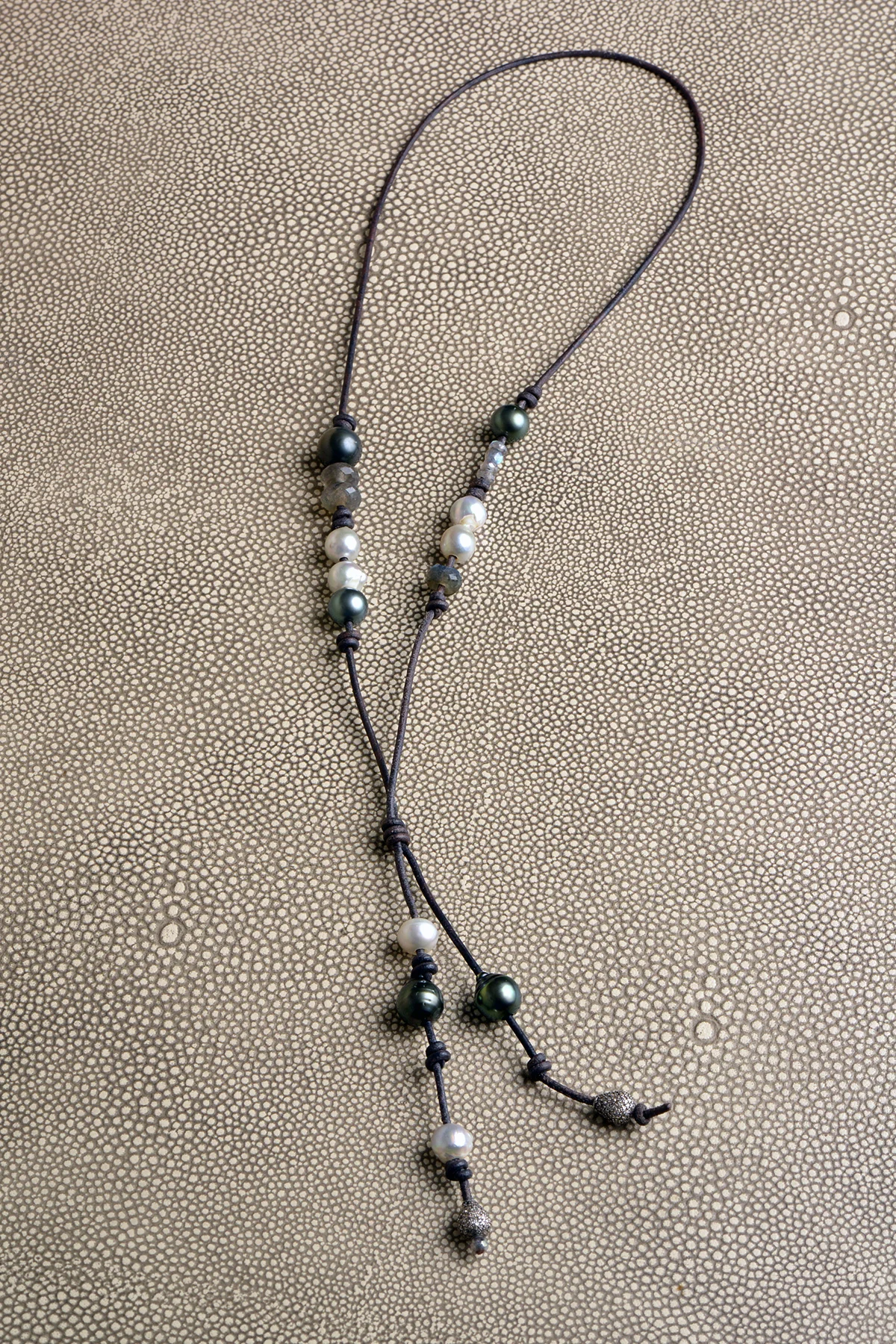 SIMPLE BROWN LARIAT FULL.JPG