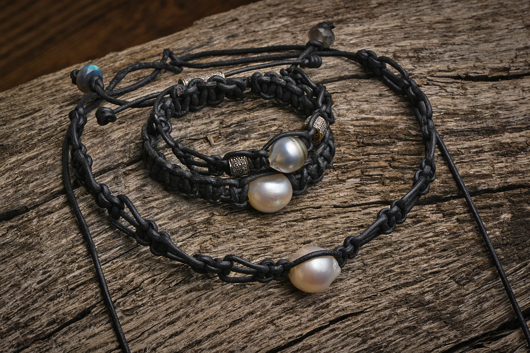 WHITE PEARL MACRAME CLOSE UP.JPG