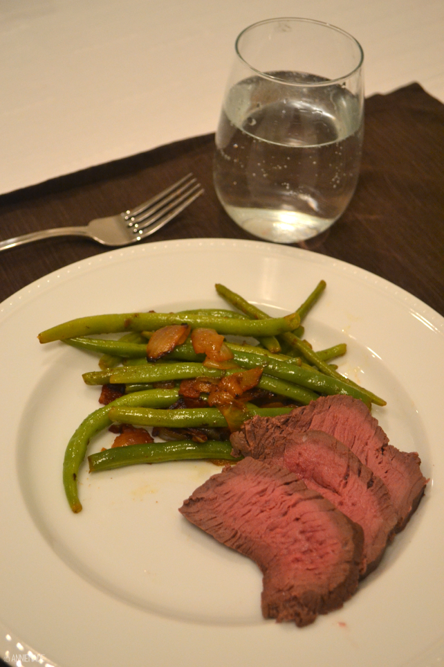anniemade // Dijon Mustard Green Beans with Bacon and Carmelized Onions / Easy Side Dish that's Low Carb and Gluten-Free