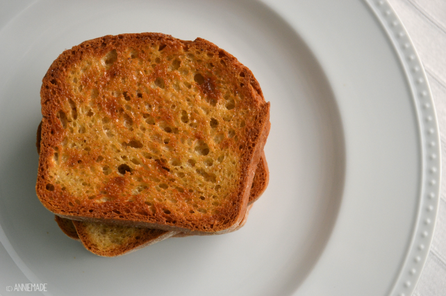 anniemade // Vanilla Cinnamon Toast - Gluten-Free and Delicious Breakfast