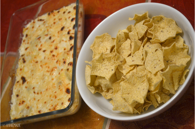 anniemade // Quick and easy appetizer Crab and Artichoke Dip Recipe