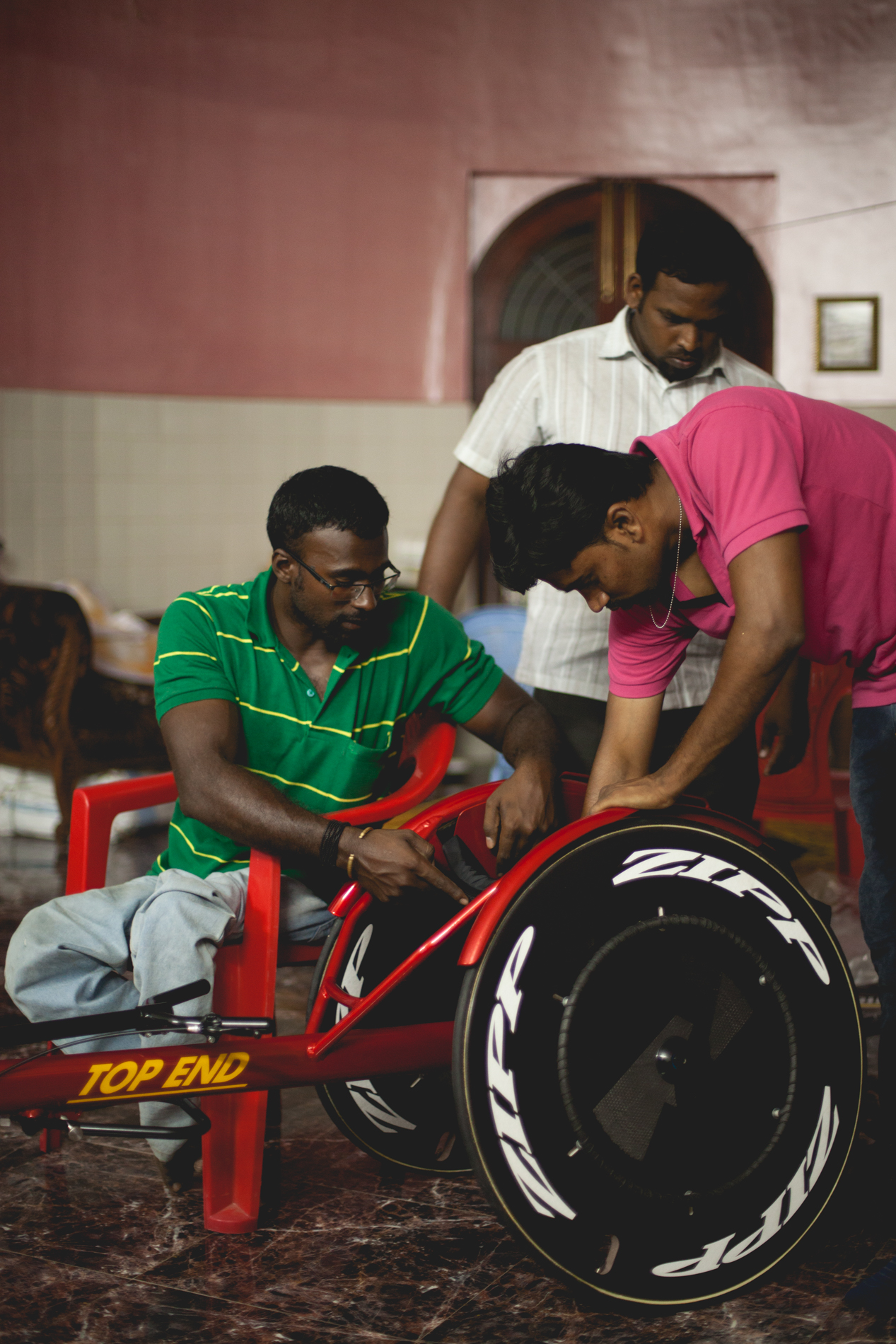 Unveiling and assembling of the Ferrari of sports wheelchairs!