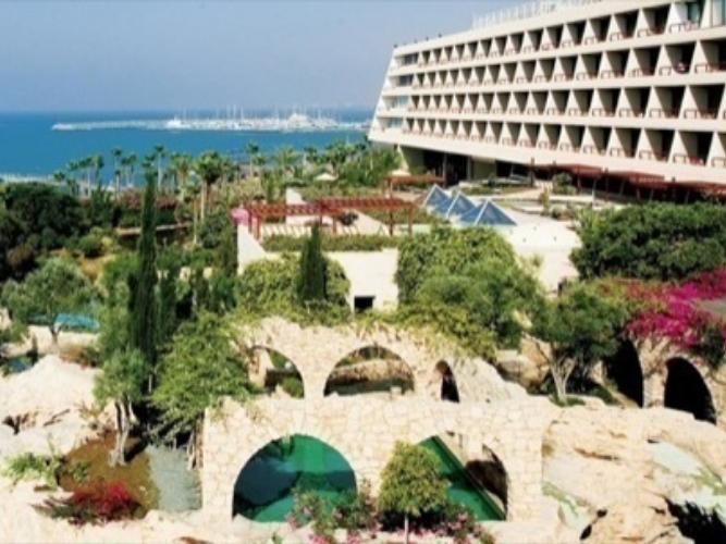 Le_Meridien_Limassol-exterior.jpg