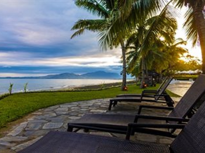 Fiji beach chairs.jpg