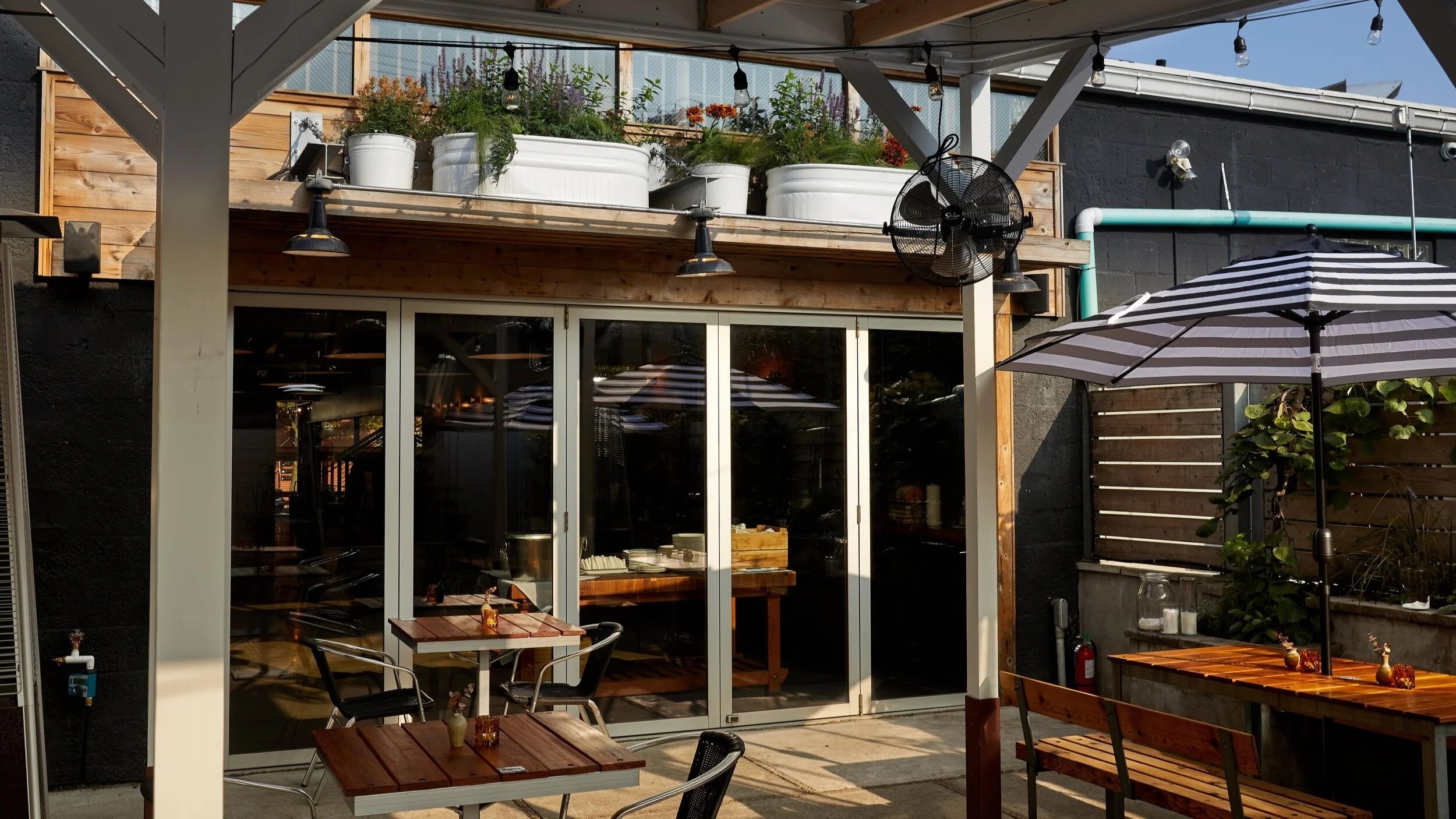 Five Ace Food & Drinks 13th Street Kitchens