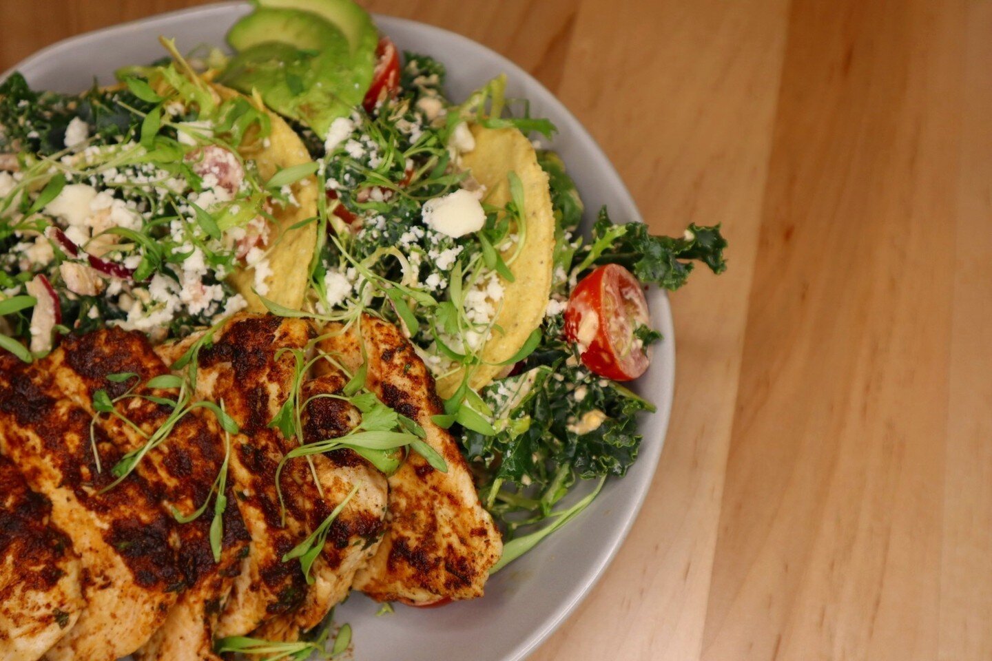 CHICKEN CAESAR TOSTADA (GF)⁠
Chipotle Caesar dressing, romaine, red onion, cilantro, cotija cheese, spiced chicken breast, crispy corn tortilla⁠
-⁠
-⁠
🔗cafelifthaddonfield.com to place a takeout / delivery order⁠
⁠
&bull;  Breakfast/ Lunch/ Brunch A