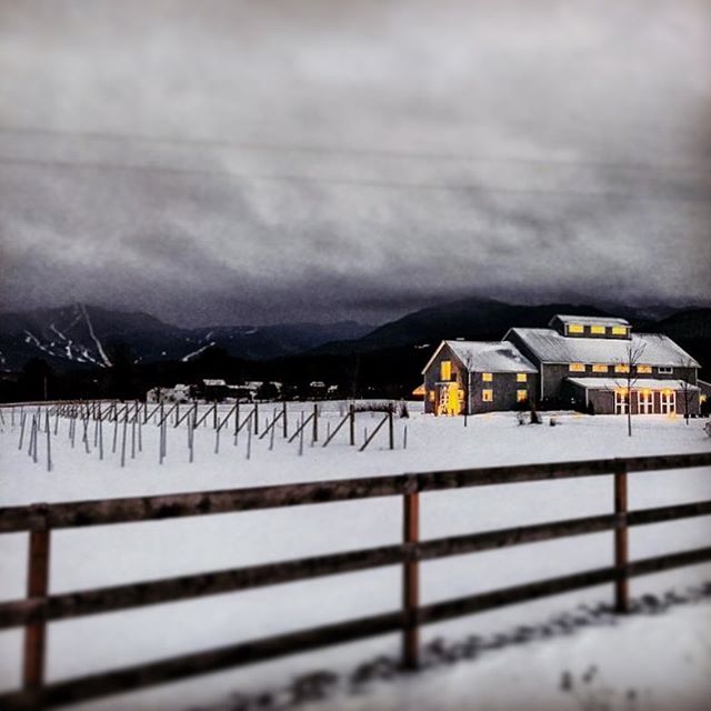 Stowe to buy Smuggs? Indie making way for Epic?
Interesting article at link in bio.
#vailresorts #smuggs #stowe #skivermont #ski #skiresort #epic #epicpass #breckenridge #kirkwood #vail