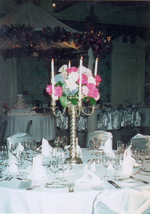 full_candlesontable.jpg