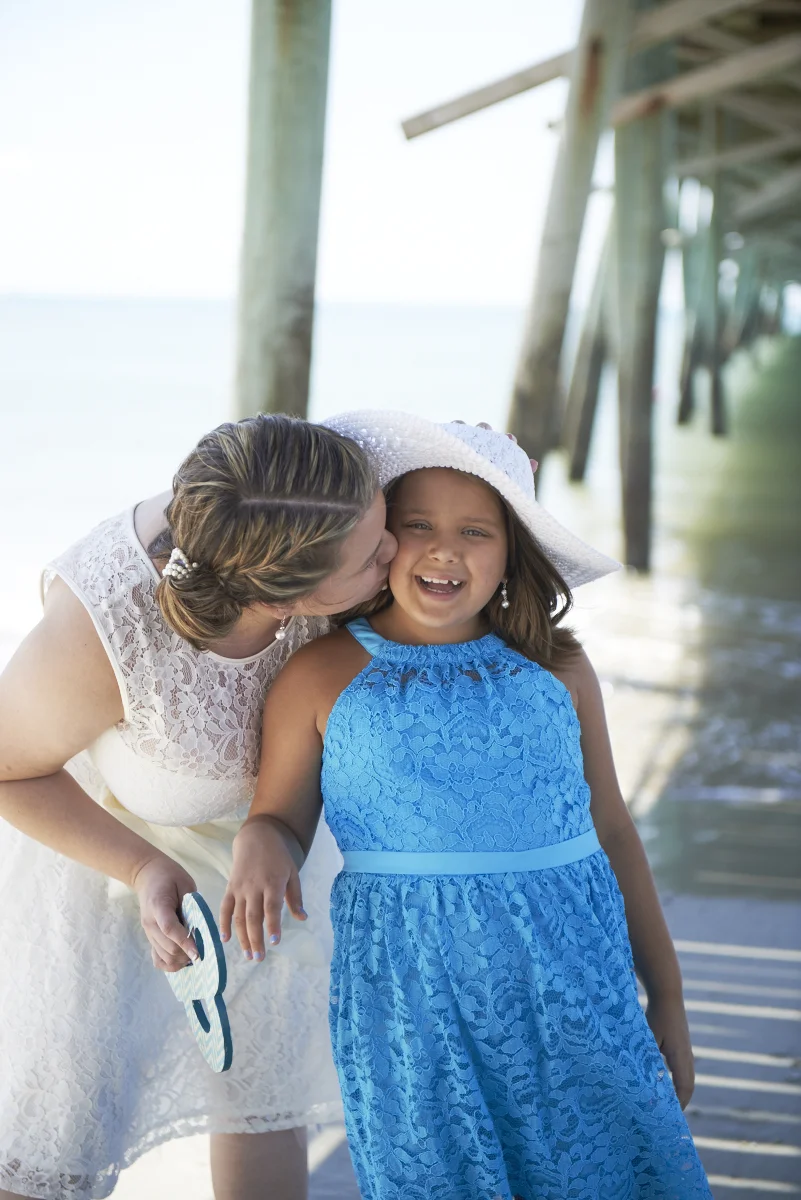 2015_8_8_TRAVIS_&_JULIE_WEDDING_IMG1033.jpg