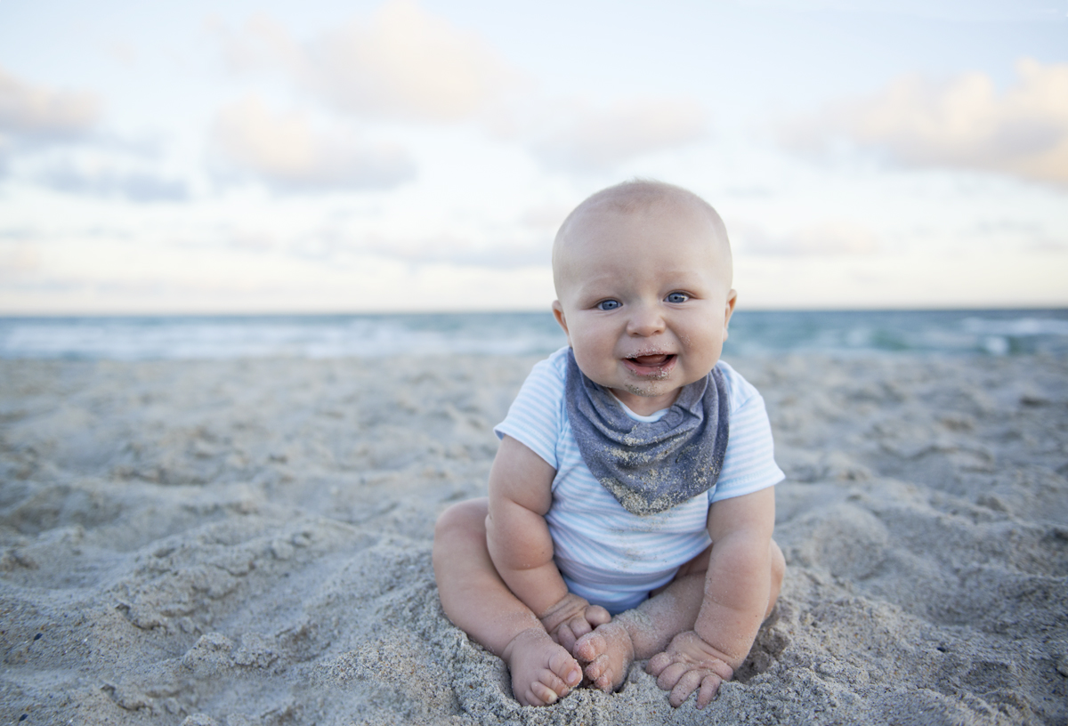 2016_8_12_HARRISON_6MONTHS_IMG1746.jpg