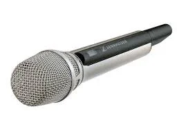 Sennheiser SKM 5000 Transmitter Condenser or dynamic head? Five different microphone heads are available for the SKM 5000 hand-held transmitter: four condenser heads and one dynamic super=cardioid head.