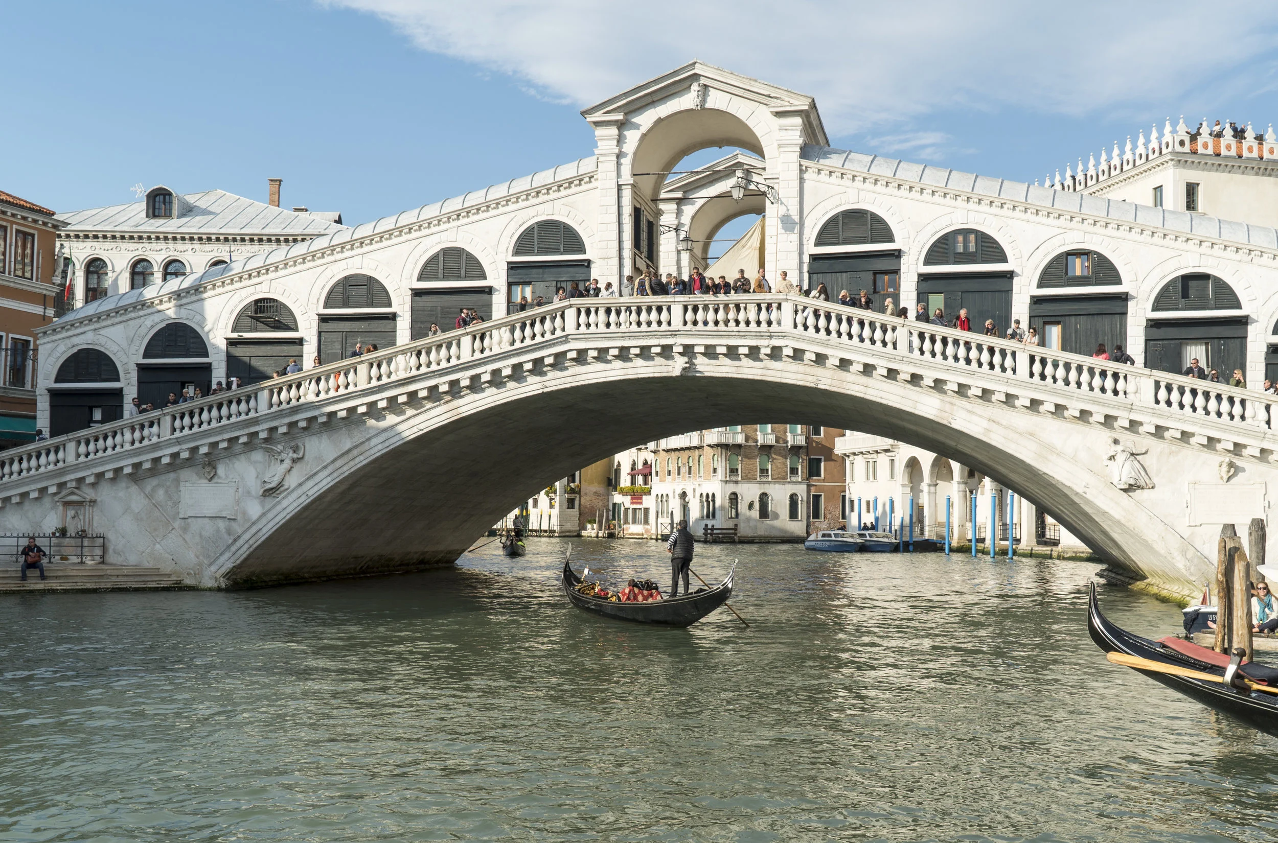 Rialto Bridge.jpg