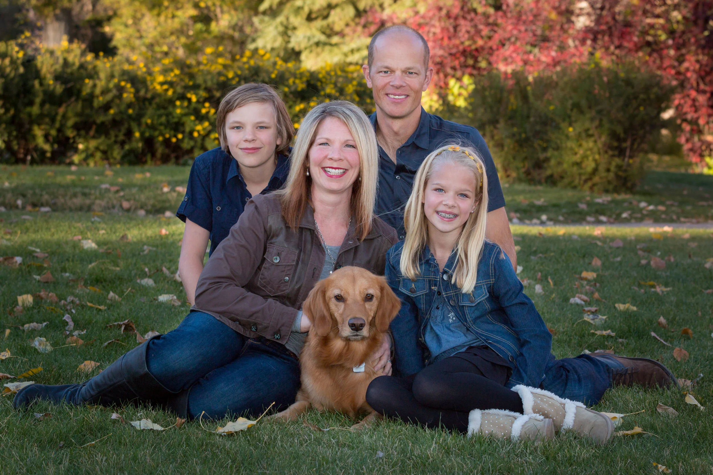 Family sitting 2 (1 of 1).jpg