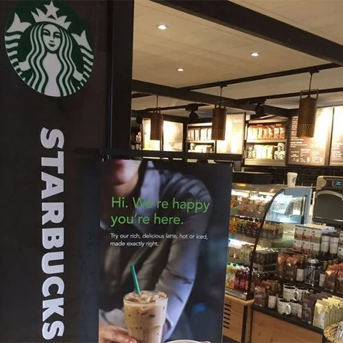 Sandra-Krinner-Architektur_Starbucks-Generalkonulat.jpg