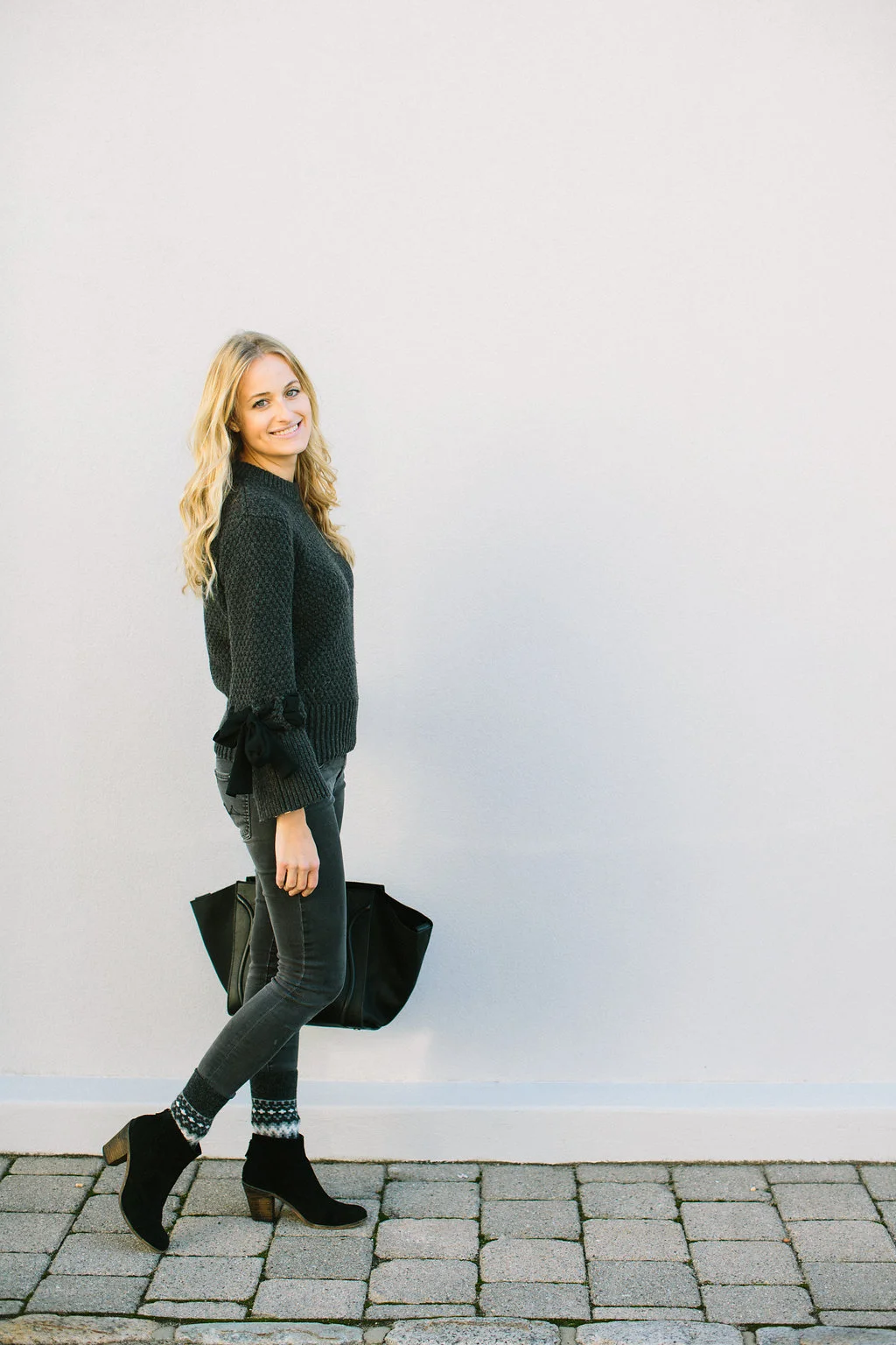 StephanieTrotta-clubmonaco-TheGirlGuide-LindsayMaddenPhotography-7.jpg