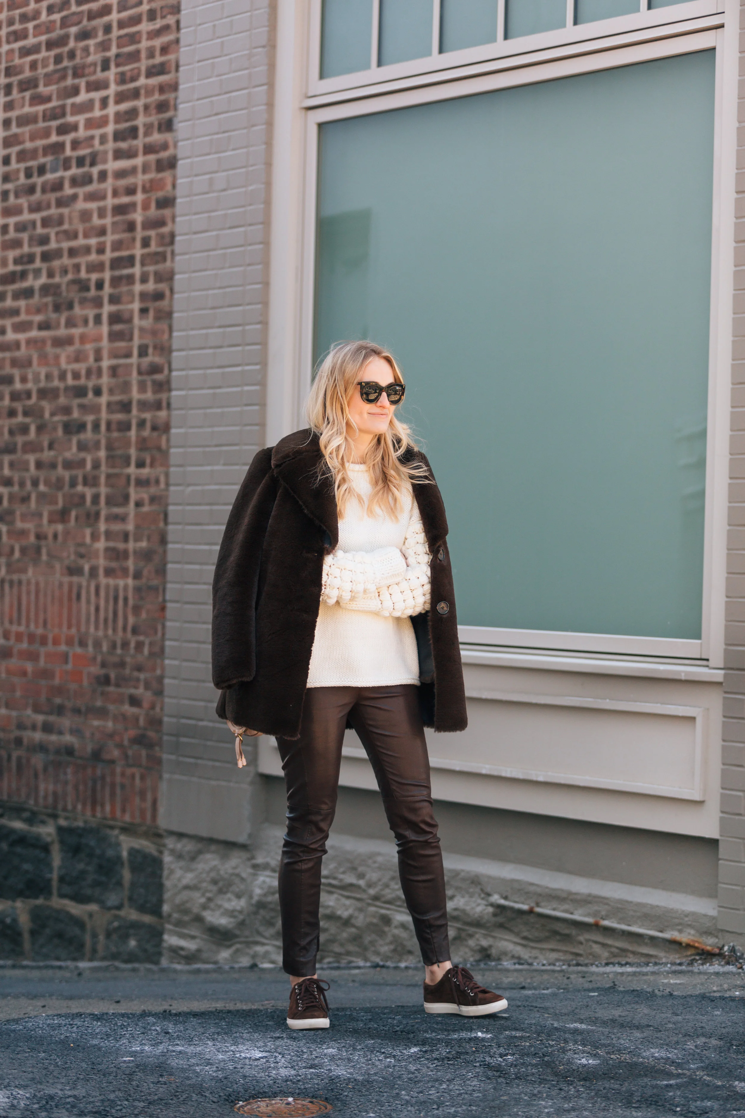 STEPHANIETROTTA-THEGIRLGUIDE.jpg