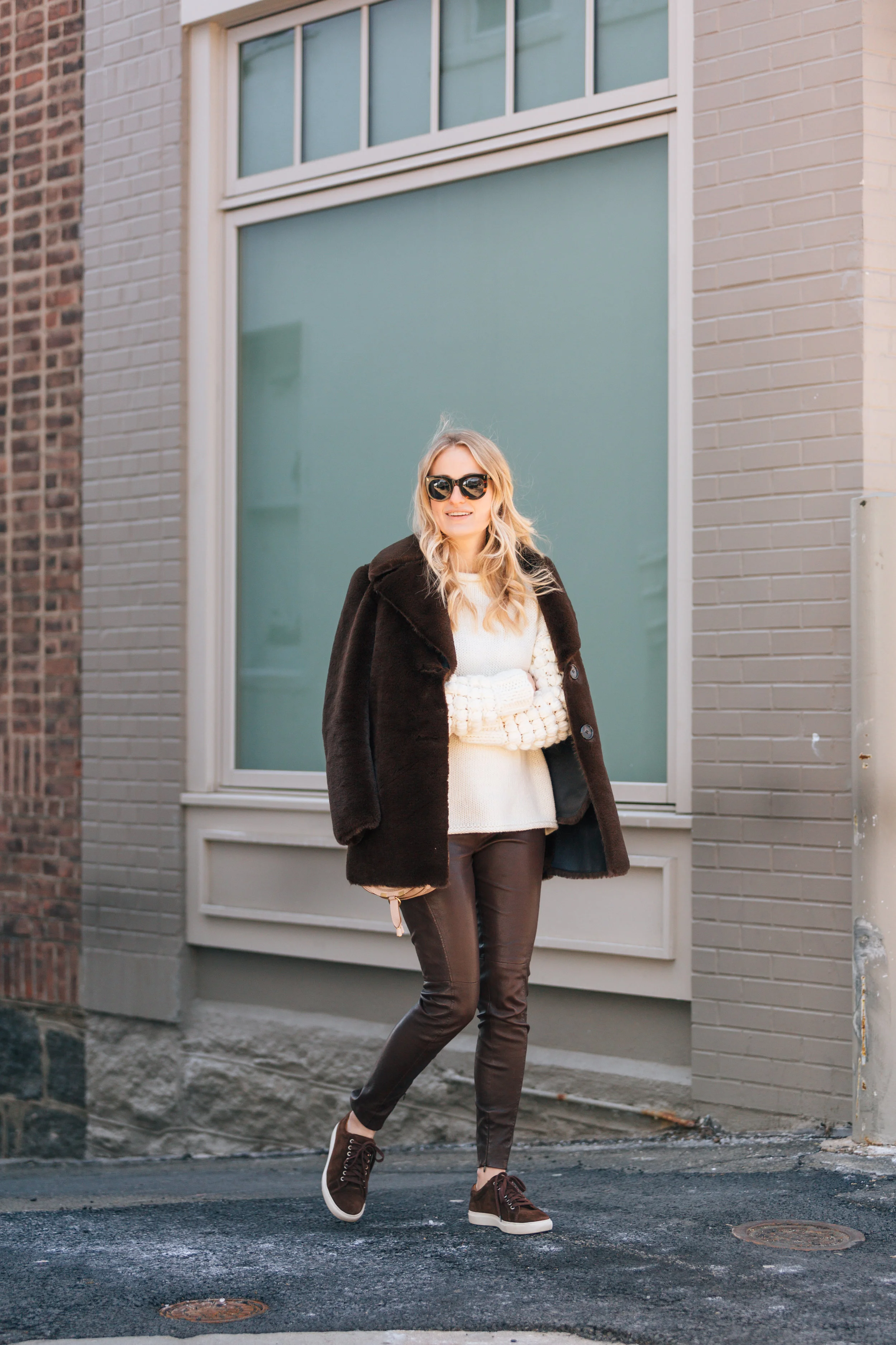 STEPHANIETROTTA-THEGIRLGUIDE.jpg