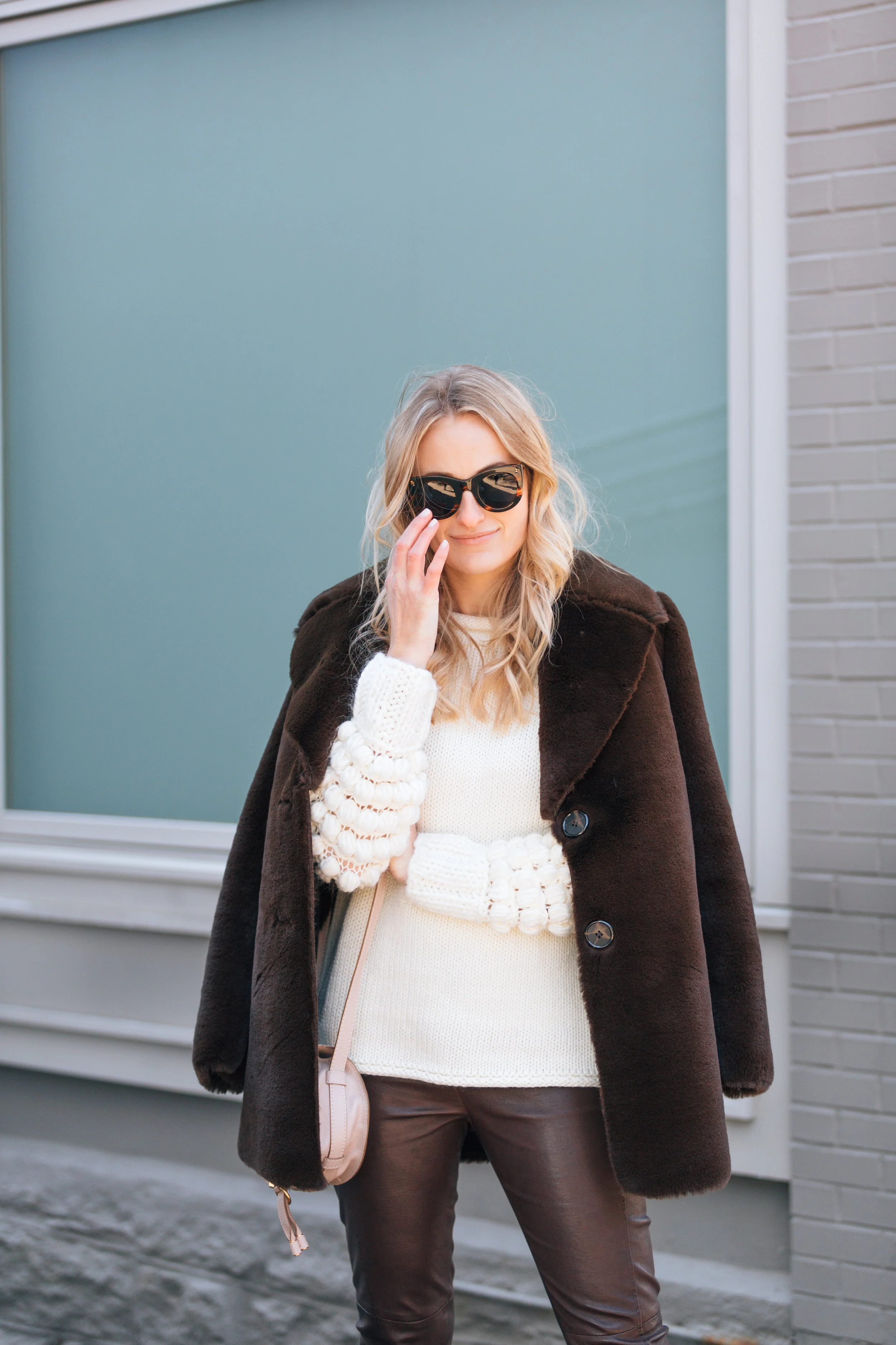 STEPHANIETROTTA-THEGIRLGUIDE.jpg