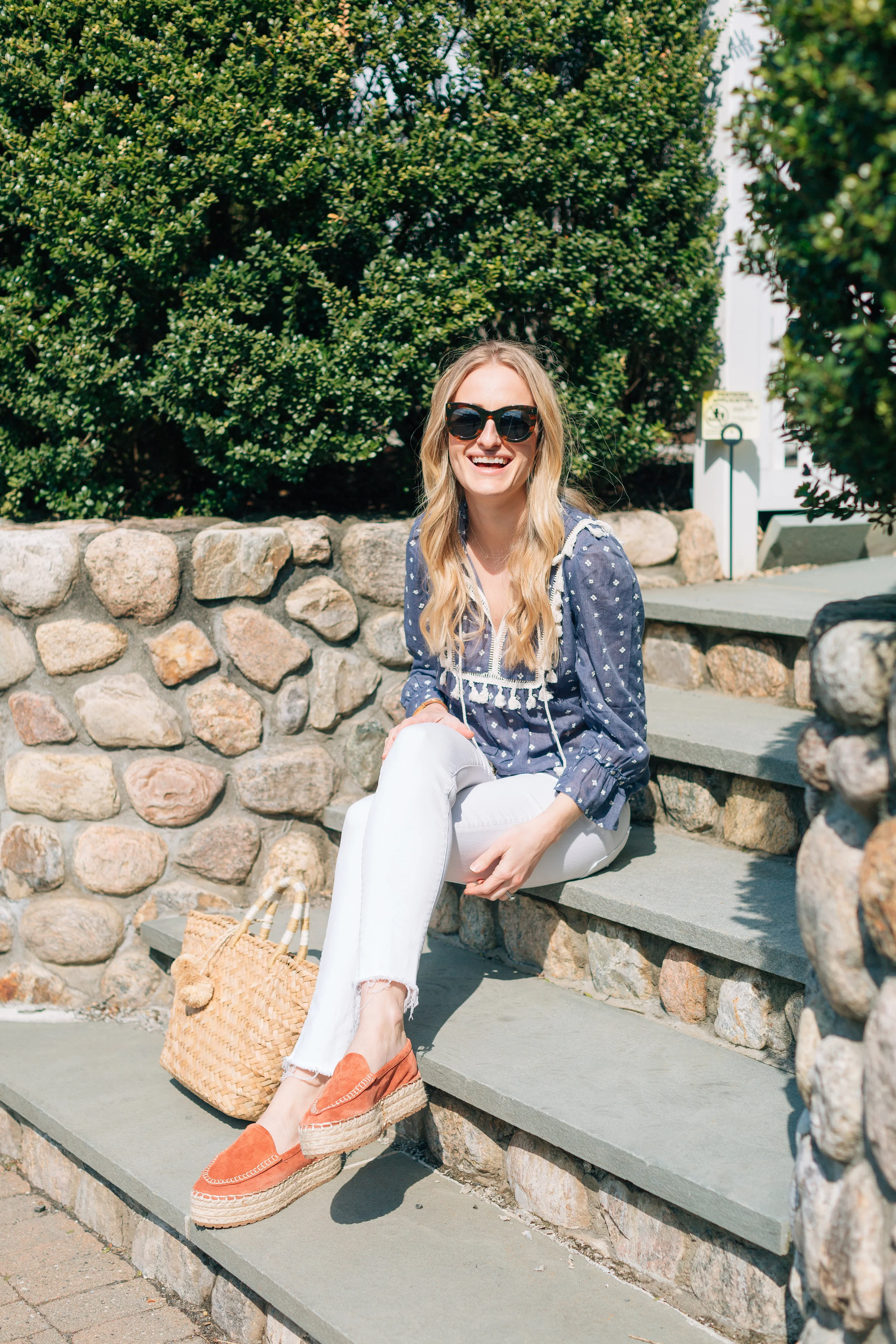 stephanietrotta-THEGIRLGUIDE.jpg