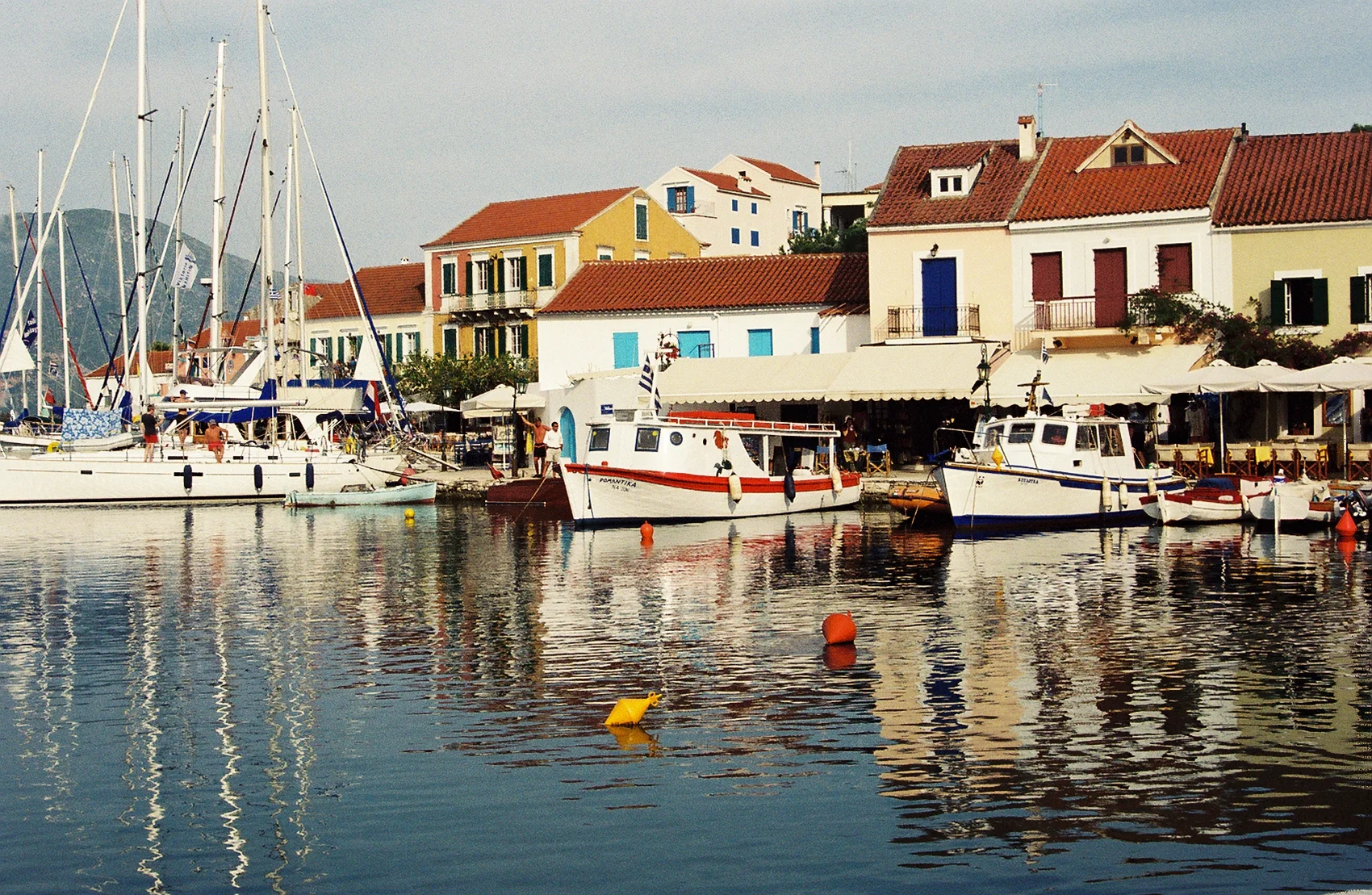 73417RS-R02-025.Jpg