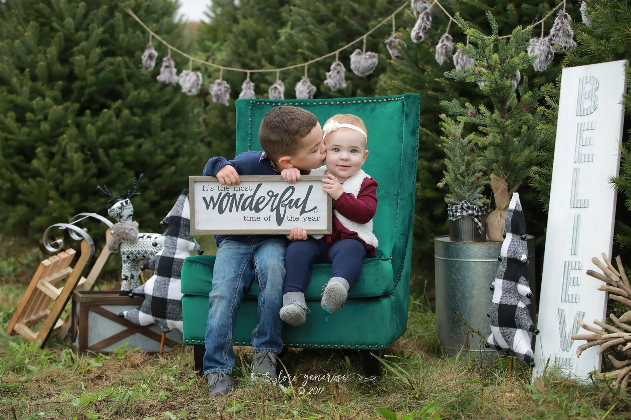 lorigeneroselgphotographytreefarmminis2018.jpg