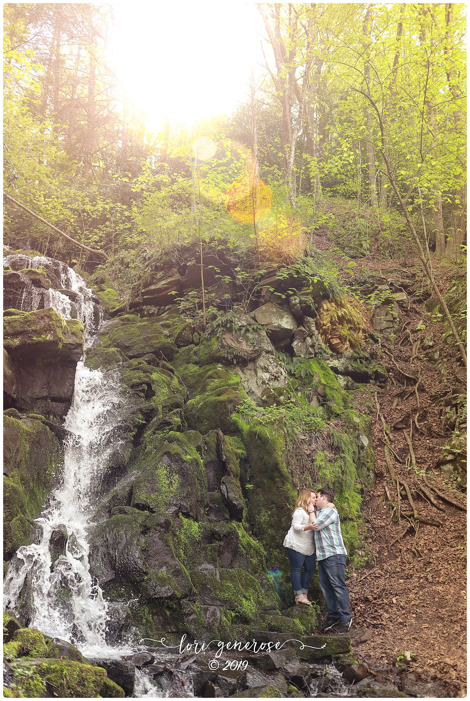 lgphotographylorigeneroseengagementsessionlehighgorgetrailfostertownshippawhitehaven.jpg