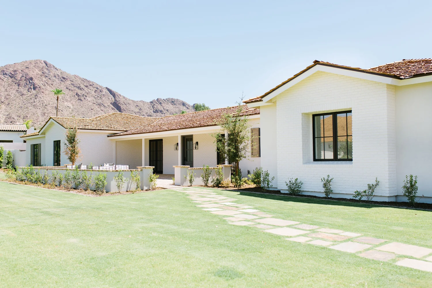 arcadia-arizona-classic-ranch-home-pool-house-12.jpg
