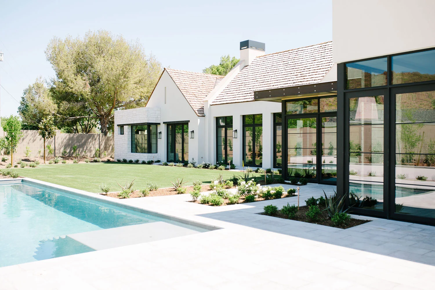 Arcadia-arizona-irish-contemporary-ranch-home-15.jpg