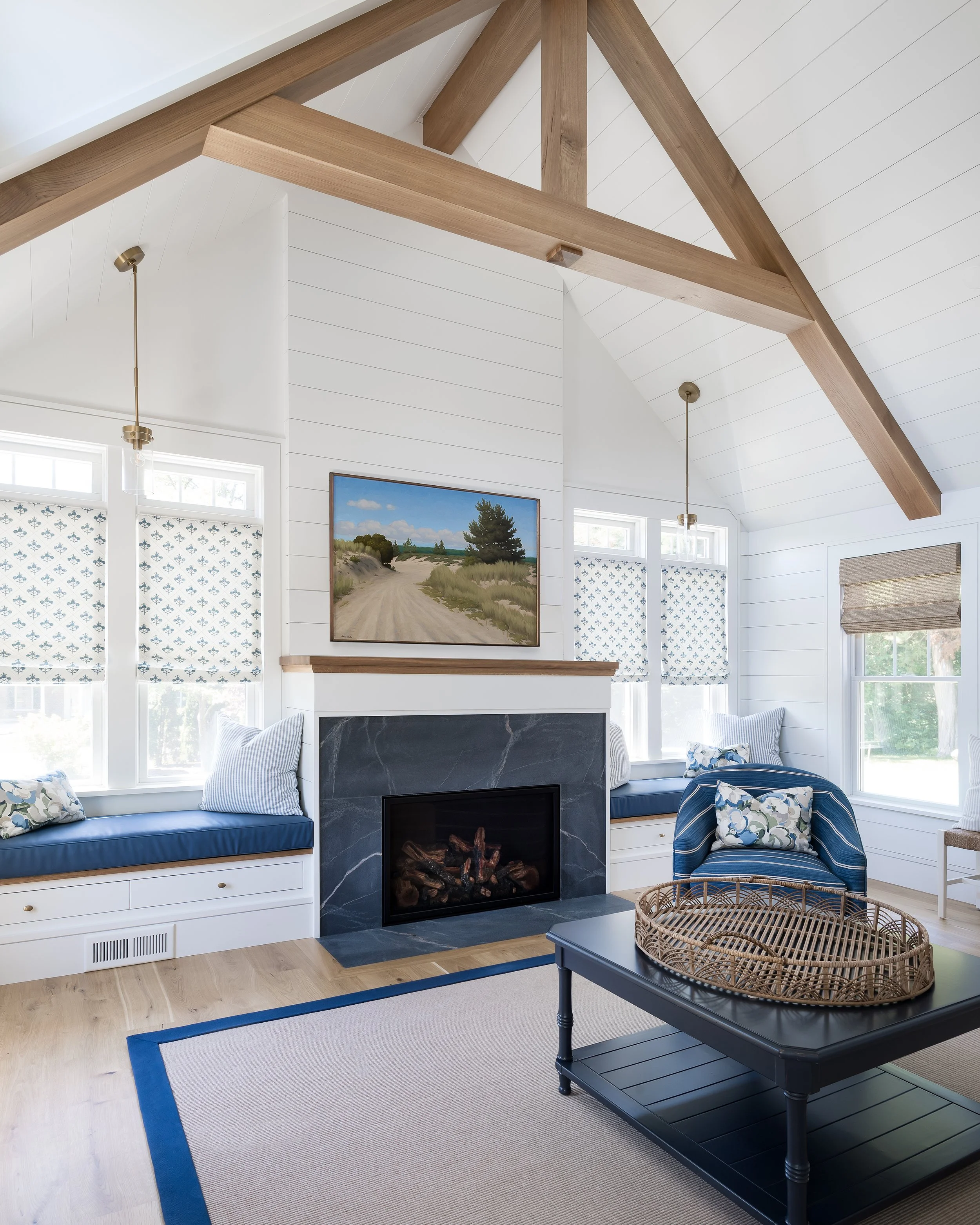 2023_Pinsky_Orleans_39_IN_living room_Metropolitan.jpg