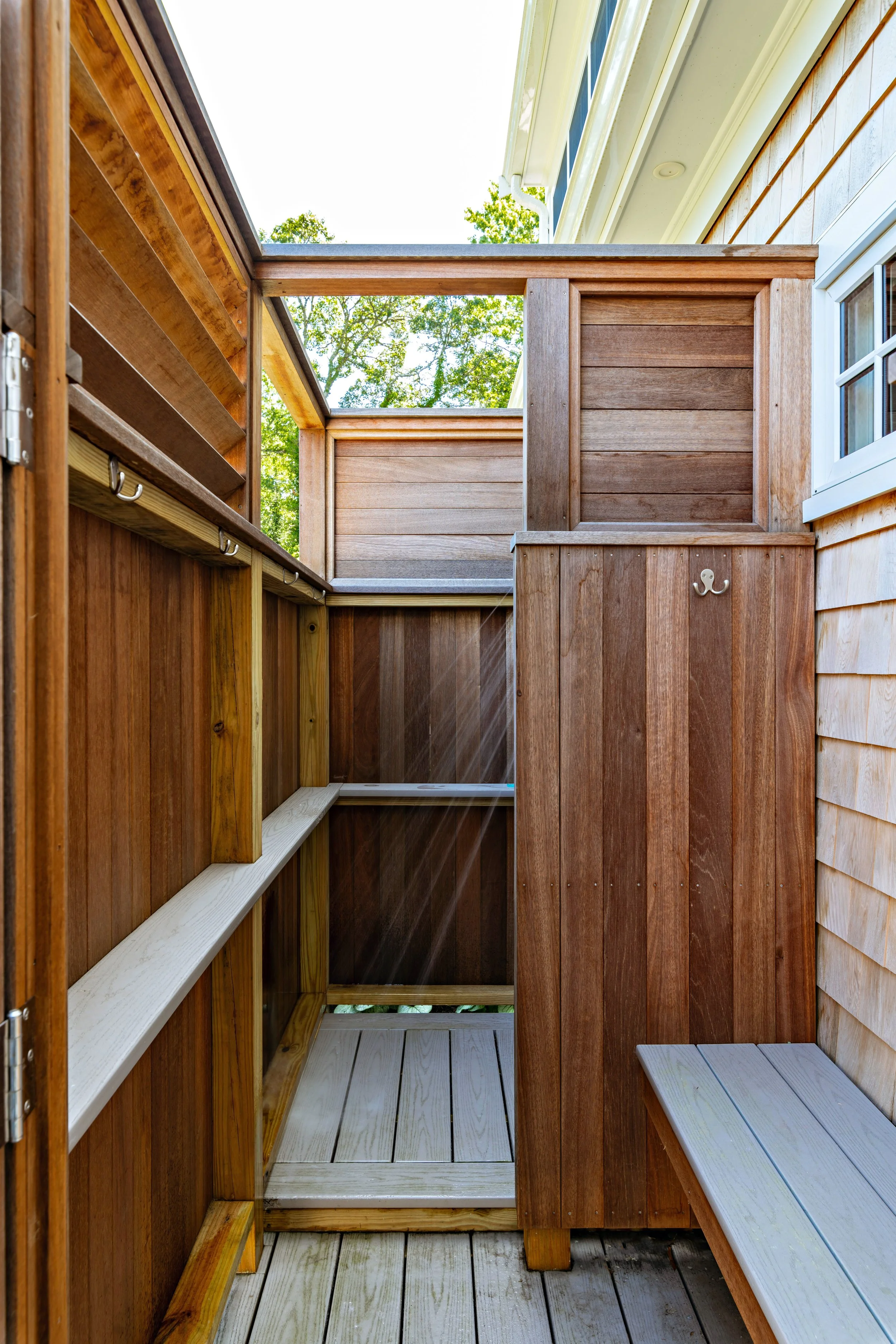 2018_Gussack_Lehner_Orleans_18_EX_outdoor shower_Cutrona.jpg