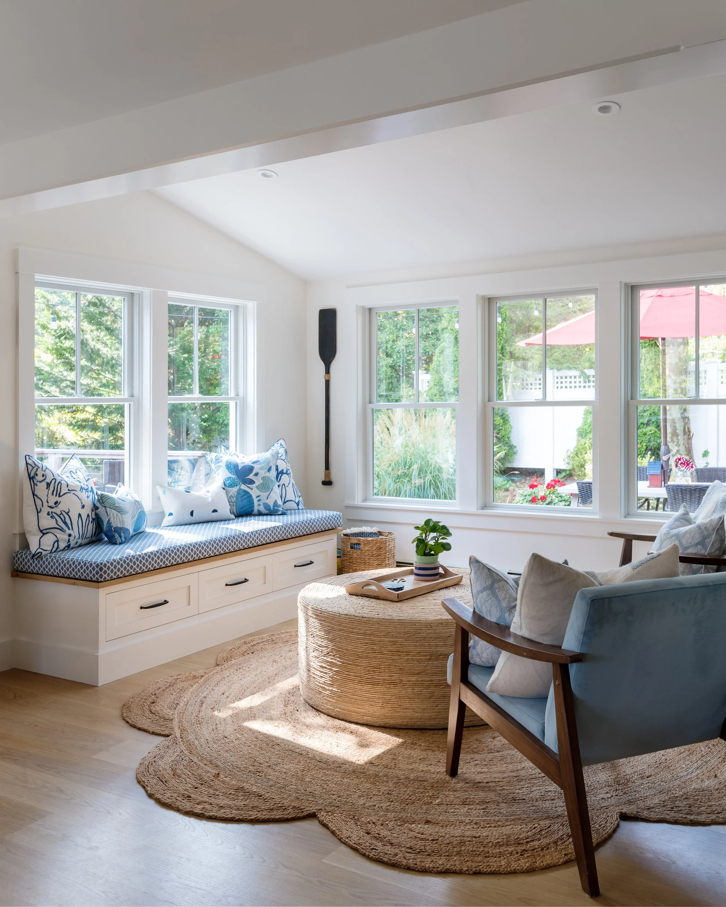 2024_Croke_Orleans_14_IN_living room_Metropolitan.jpg