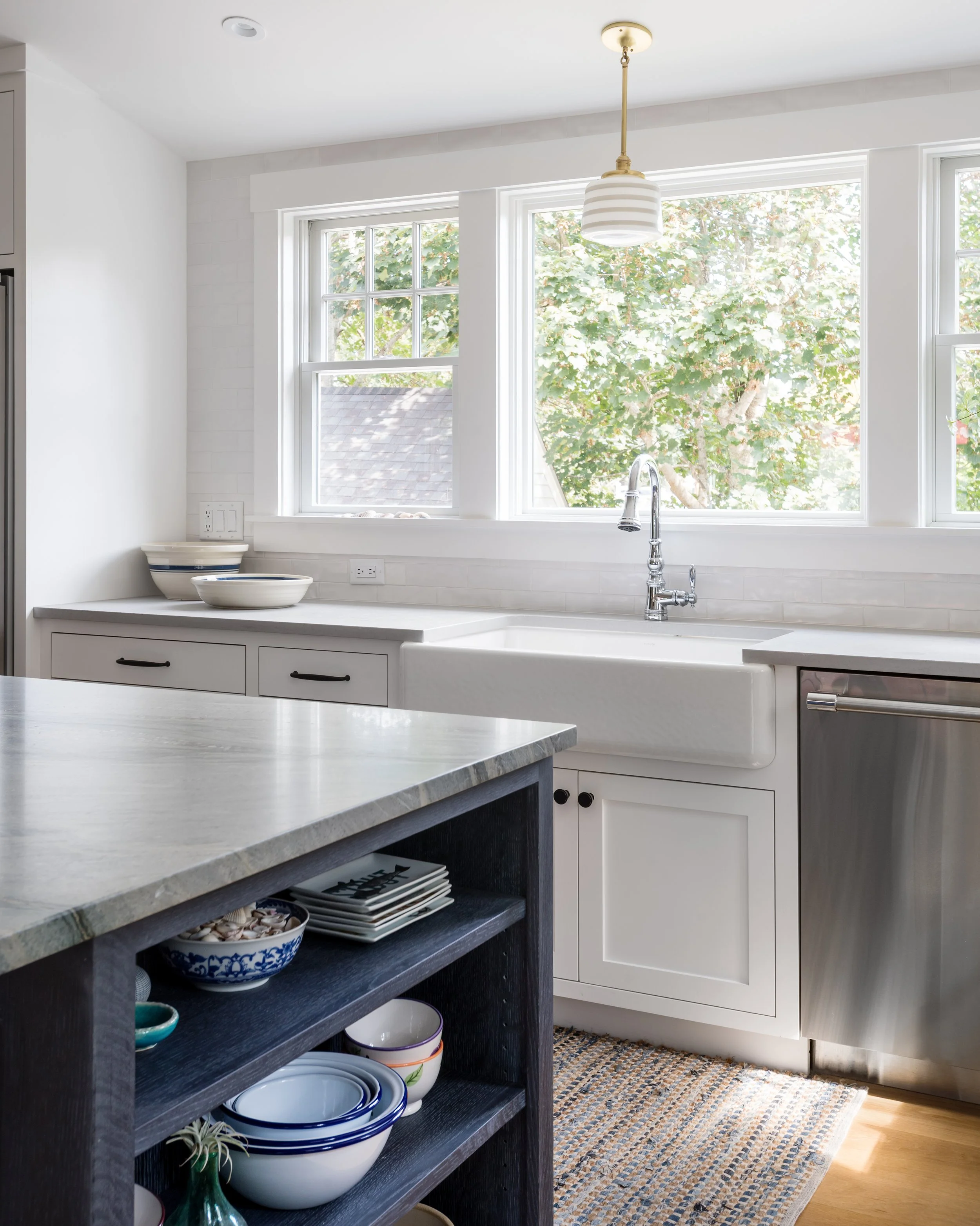 2024_Croke_Orleans_29_IN_kitchen sink_Metropolitan.jpg