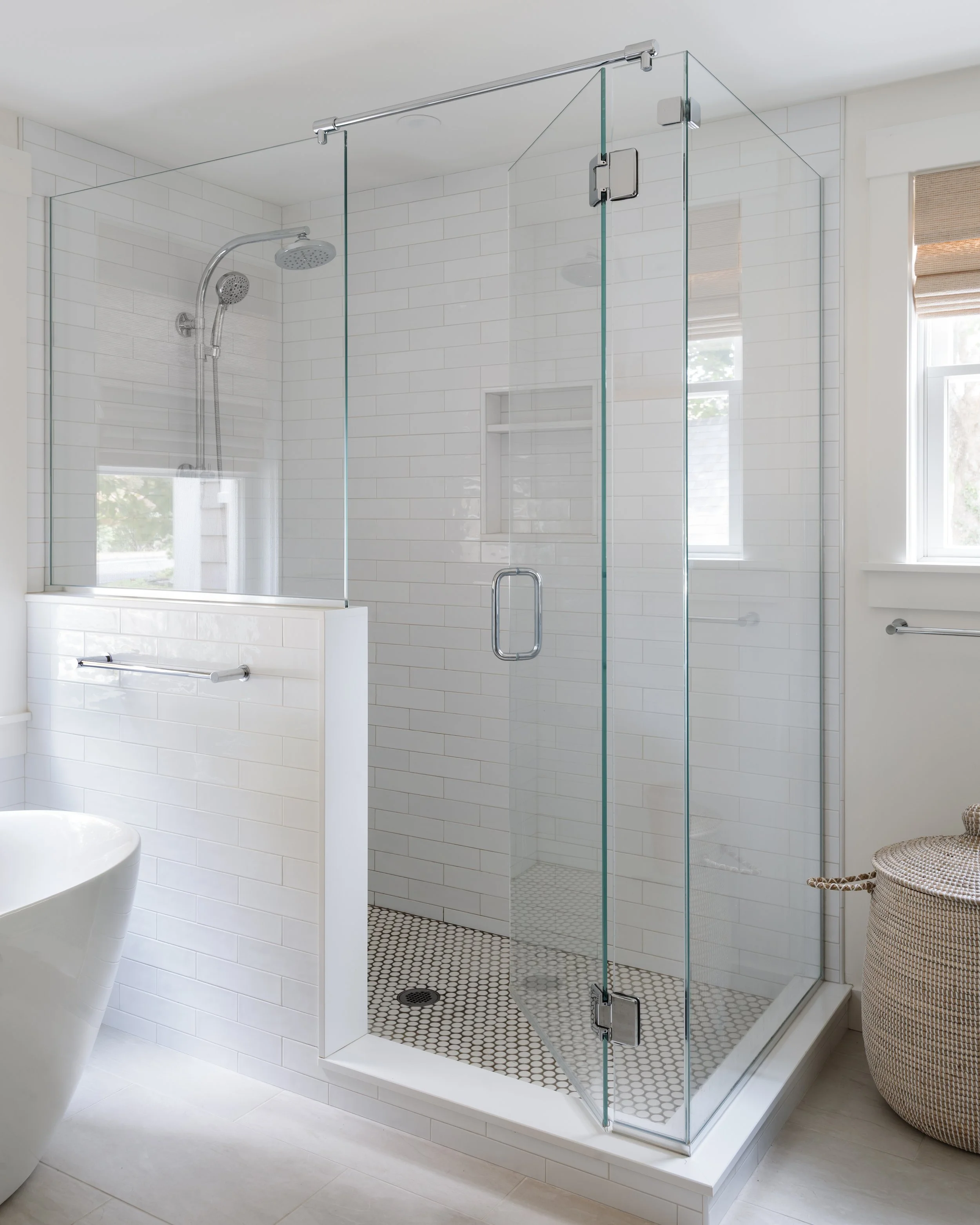 2024_Croke_Orleans_57_IN_shower_Metropolitan.jpg