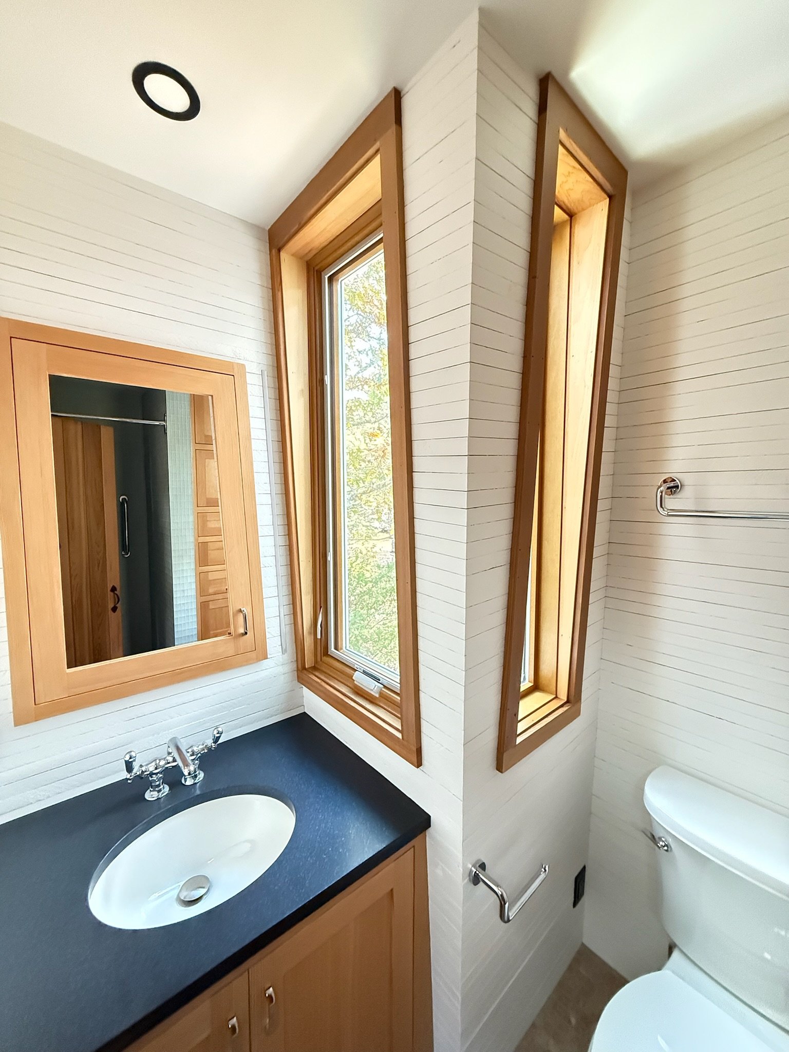2025_Roland_Goldberg_Wellfleet_78_IN_bathroom_Sweeney.JPG