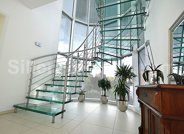 modern-staircase.jpg