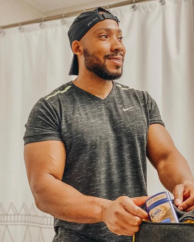 #Sponsored I exercise to keep my body healthy. I drink plenty of water to hydrate. I try to stay away from processed foods (I can&rsquo;t stai away from my gummy bears 😂). I drink freshly pressed fruits and vegetables to help rid my body of toxins. 