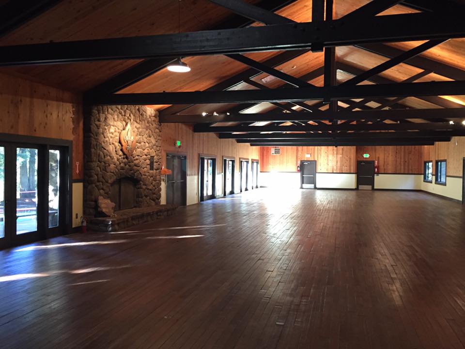 inside-lodge.jpg