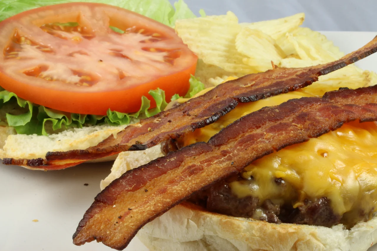 Bacon Cheeseburger